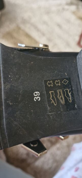 Ghete din  piele 39