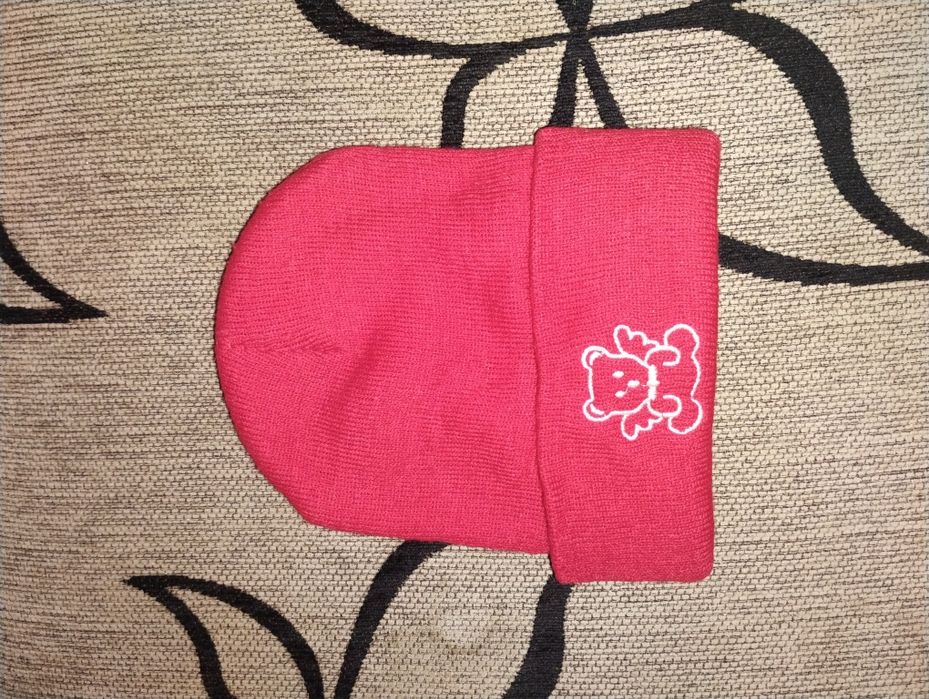 Детска плетена шапка