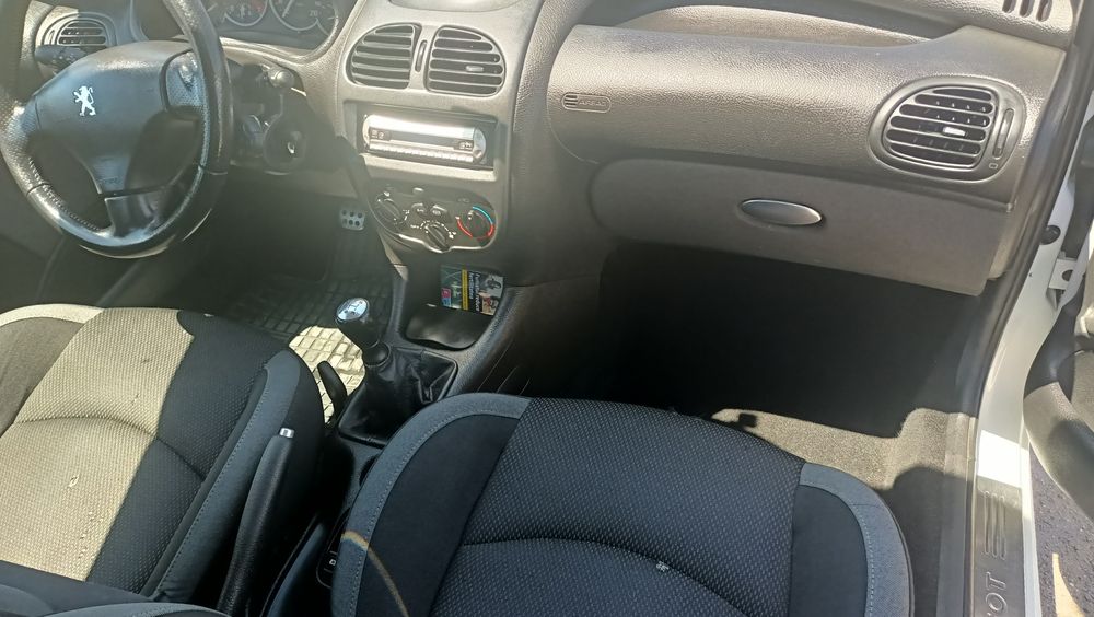 Peugeot 206 sw 1.4 benzina