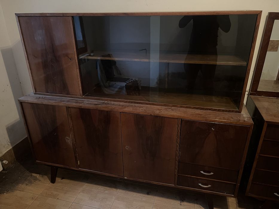 Dulapuri si sifoniere intre 100-500 de lei!