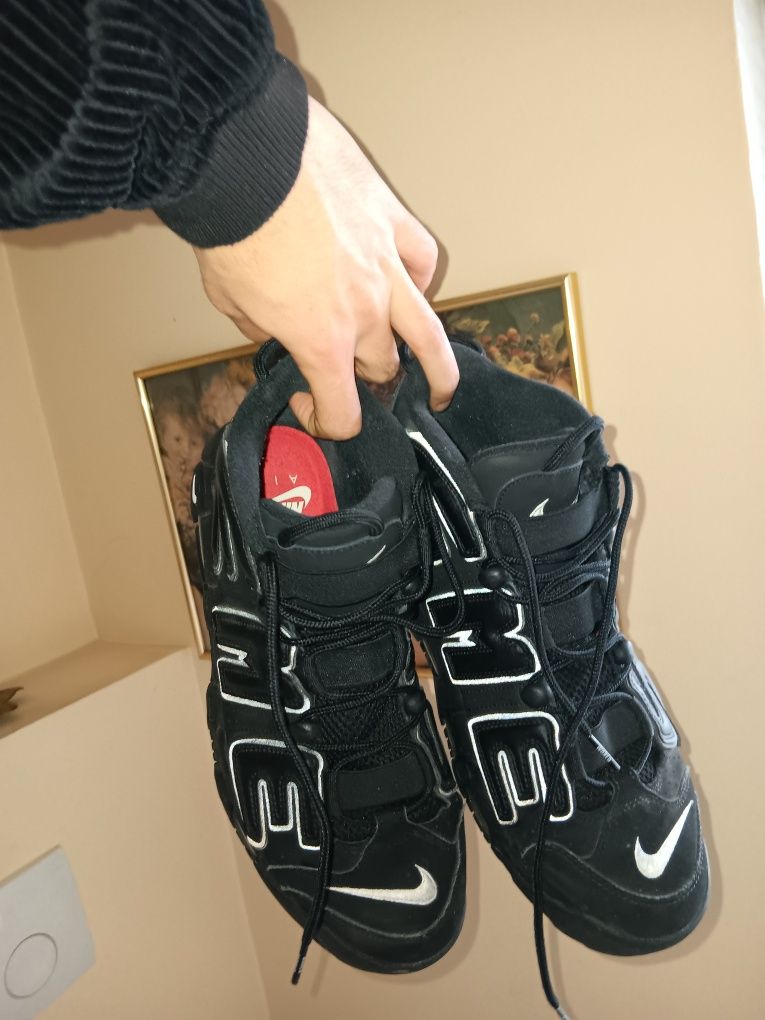 Nike Uptempo x Supreme