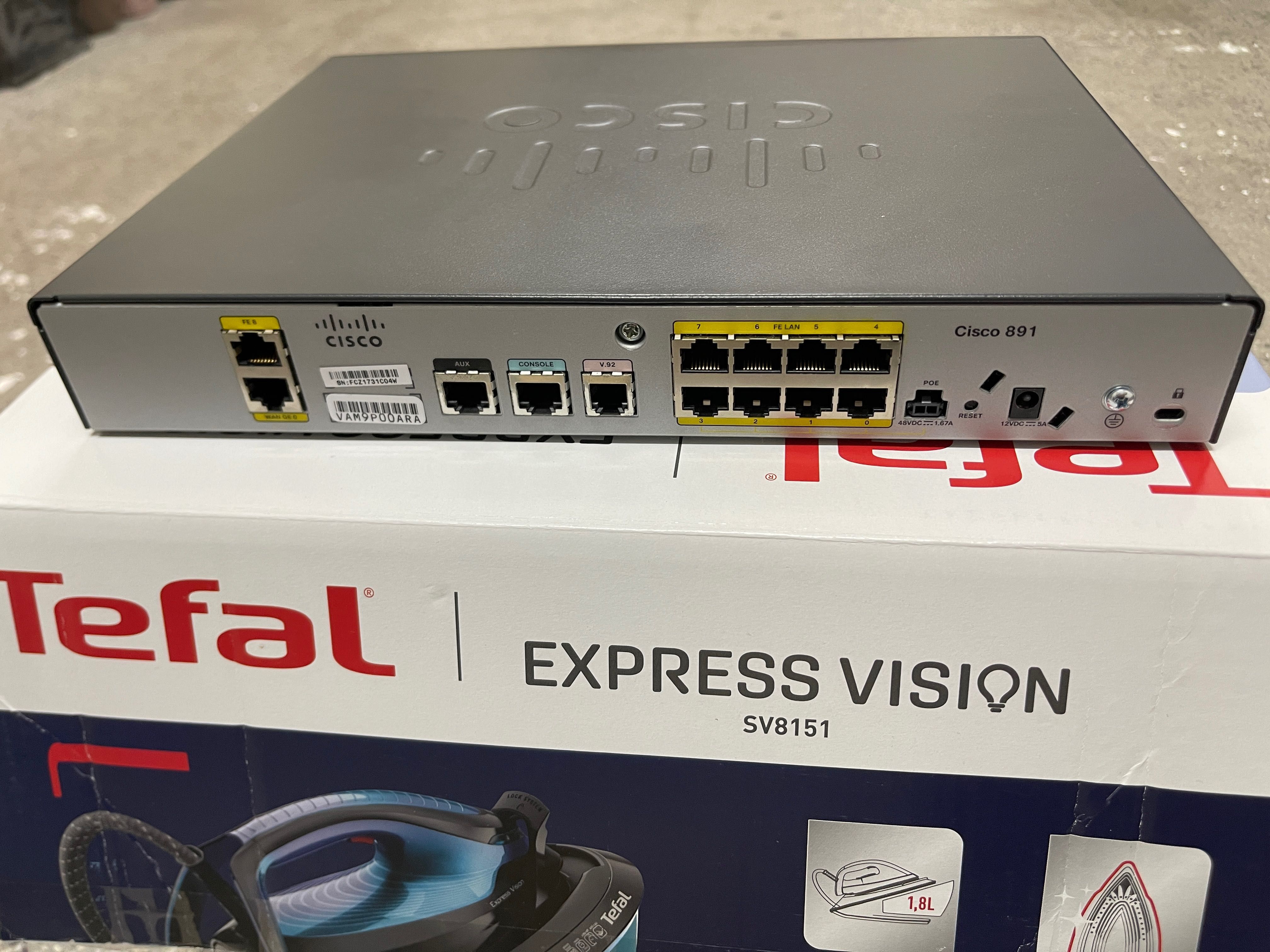 Cisco 890 Series Integrated Services Router