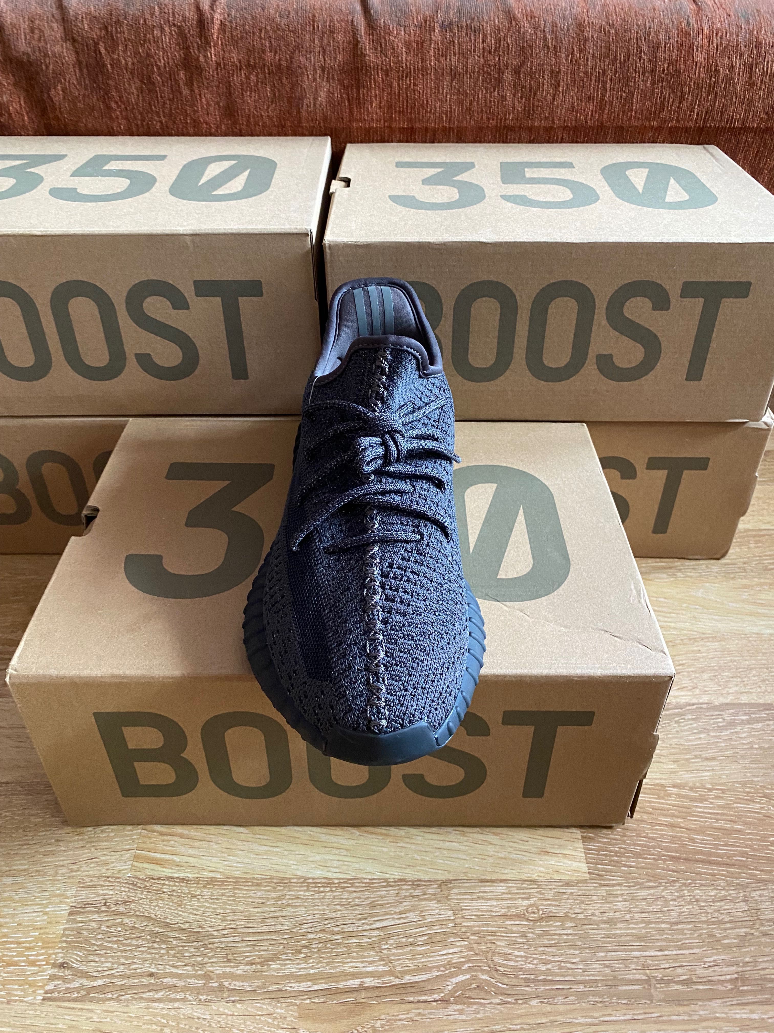Yeezy Boost 350 v2