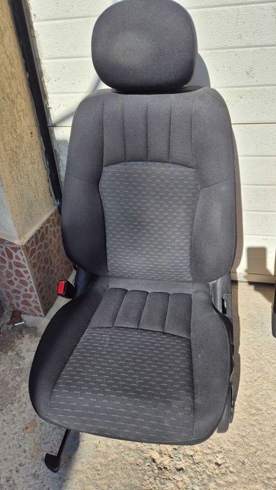 Продавам салон за Mercades w203 face комби