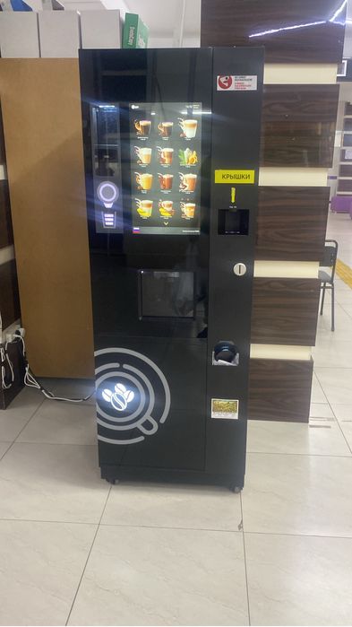 Jetinno JL300 - Напольный вендинговый кофе автомат