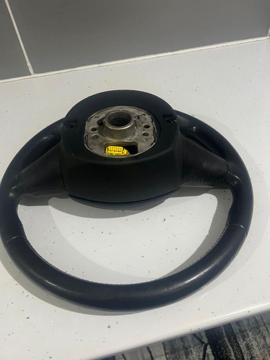 Volan audi A4 B8 într-o stare foarte buna