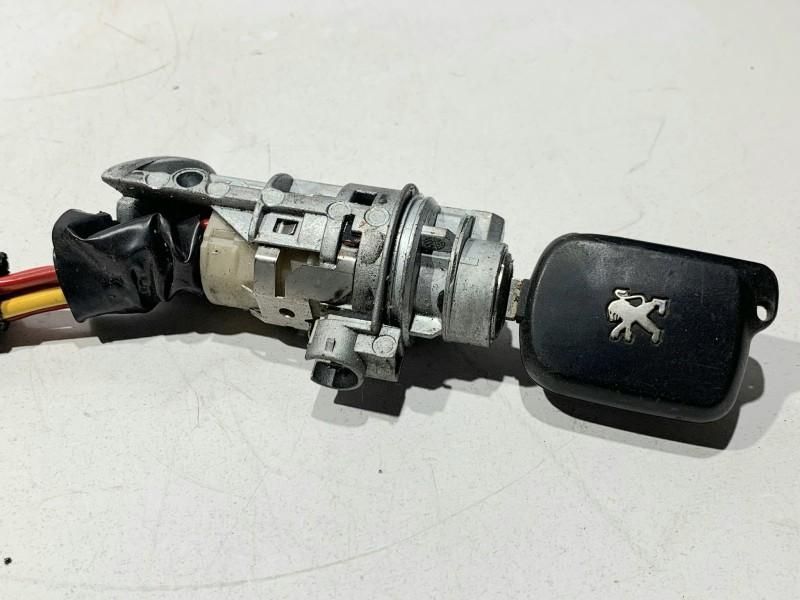 Contact pornire cu cheie Peugeot 607 (1999-2004) N0500109