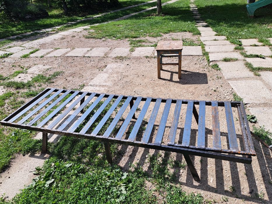 Șezlong metalic din fier forjat