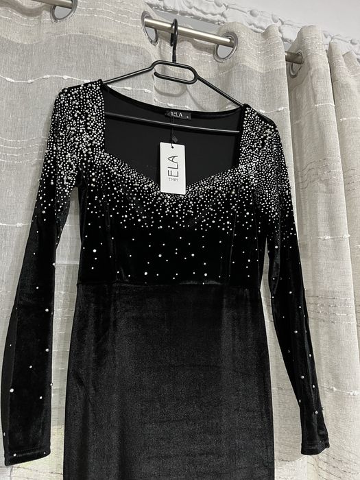 Rochie lunga din catifea, neagra