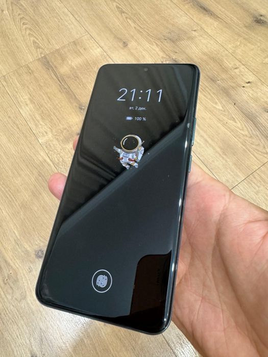 Продам Honor 90 8+5/256 Green (не Lite версия)