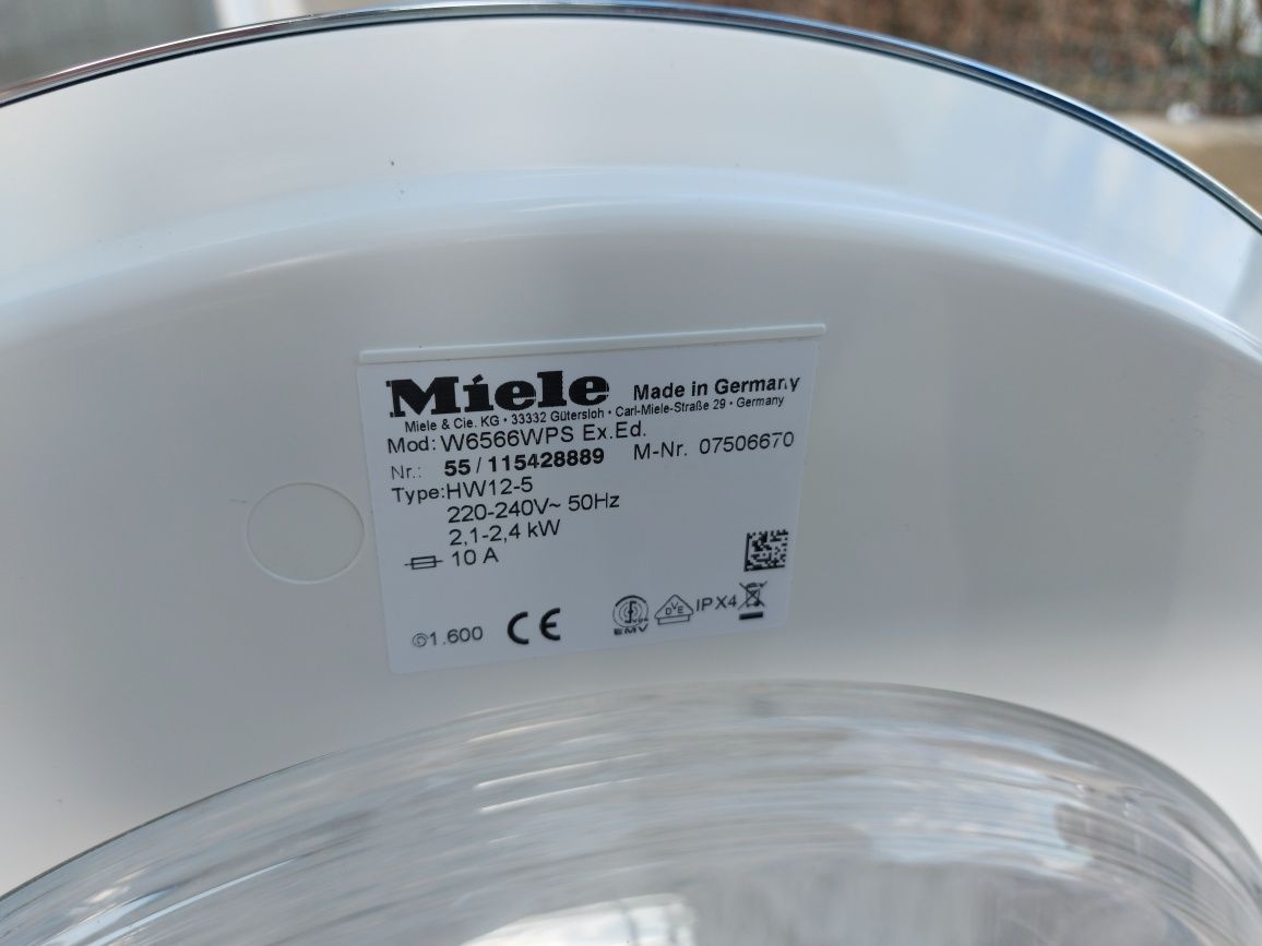 Пералня Miele W6566 WPS Exklusiv Edition
Цена:690лв.
Капацитет на пран