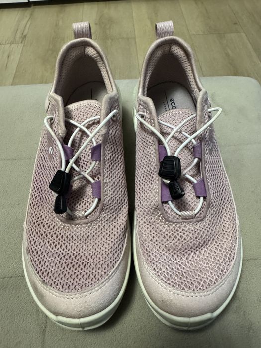 Ecco 34 adidasi copii fete