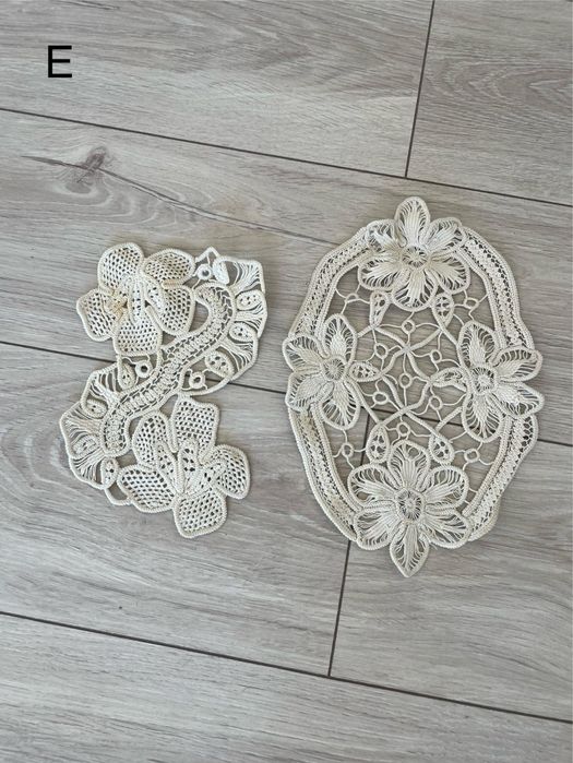 Față de masă cusuta manual, stergar si macrameuri cusute manual