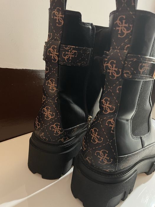 Боти  марка Guess