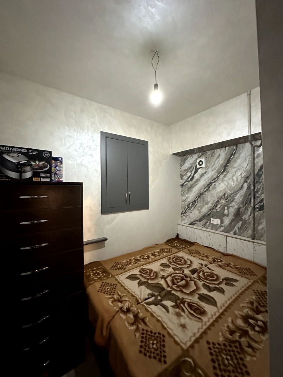 Продам квартиру Актепа Шайхонтохур район 1 комн 2*6 балкон