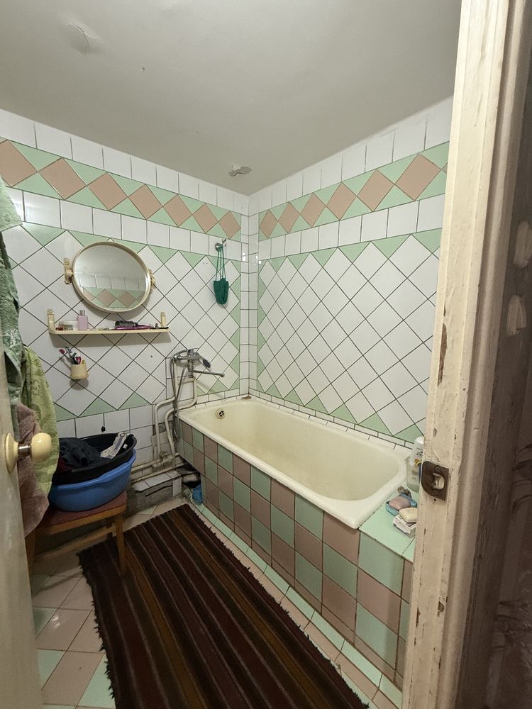 Срочно продаётся квартира Мирабадский р-е Куйлюк 4 3/5/5 78м2 Франция