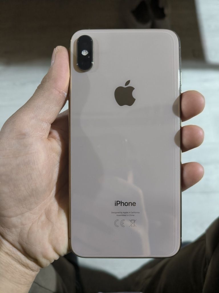 IPhone xs max 64 gb