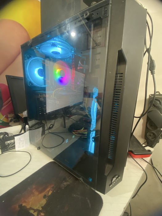 игравой компьютер в отличном состоянии