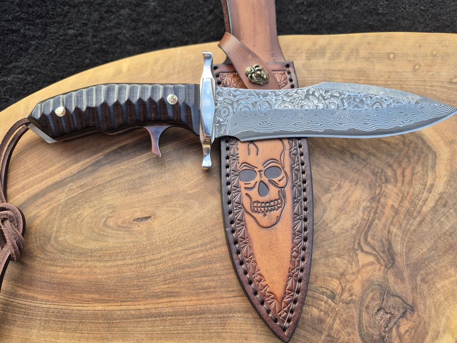 Масивен нож BOWIE DAMASKUS с кания от телешки бланк,LN423