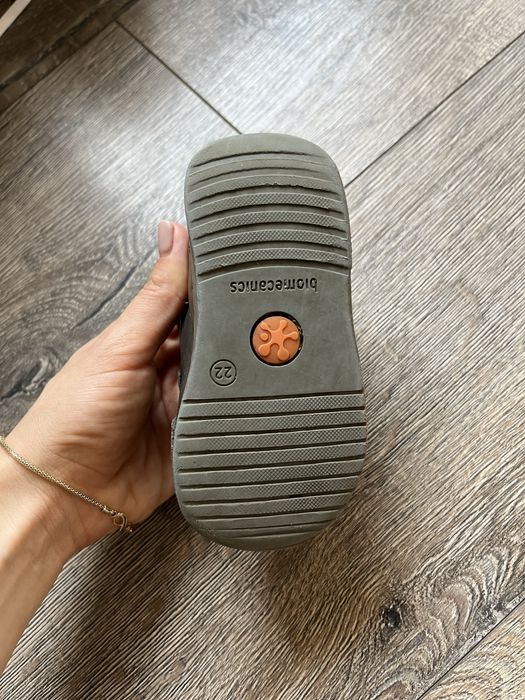 Biomecanics кожени маратонки