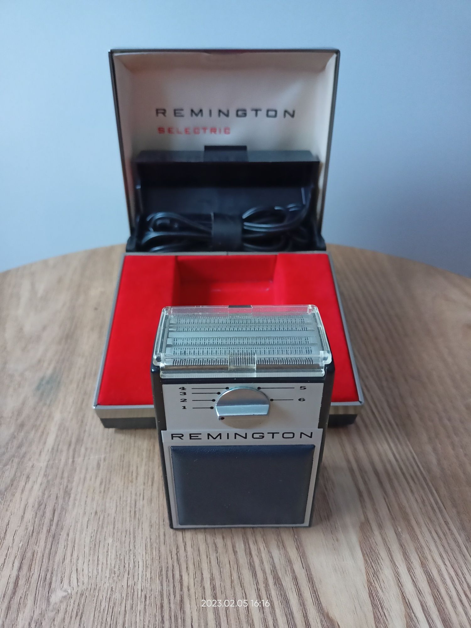 Remington Selectric 1960, aparat de bărbierit electric, colecționari