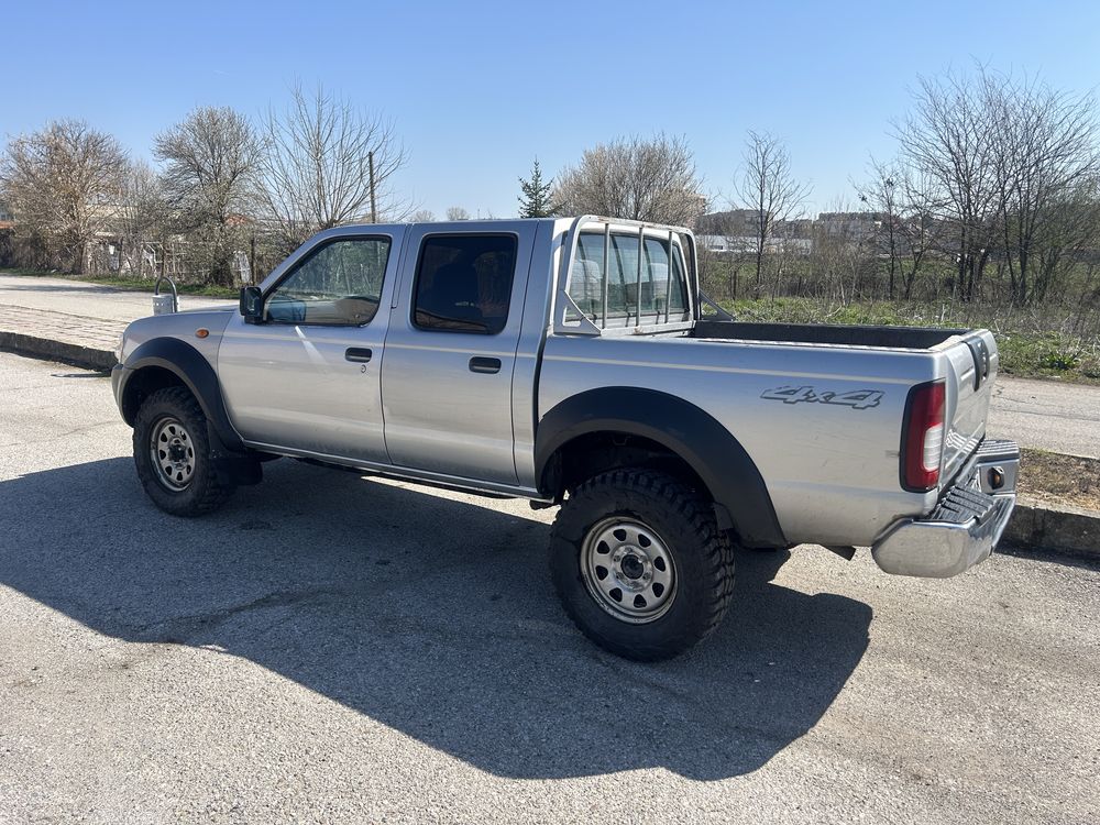 Nissan Navara 2.5Di