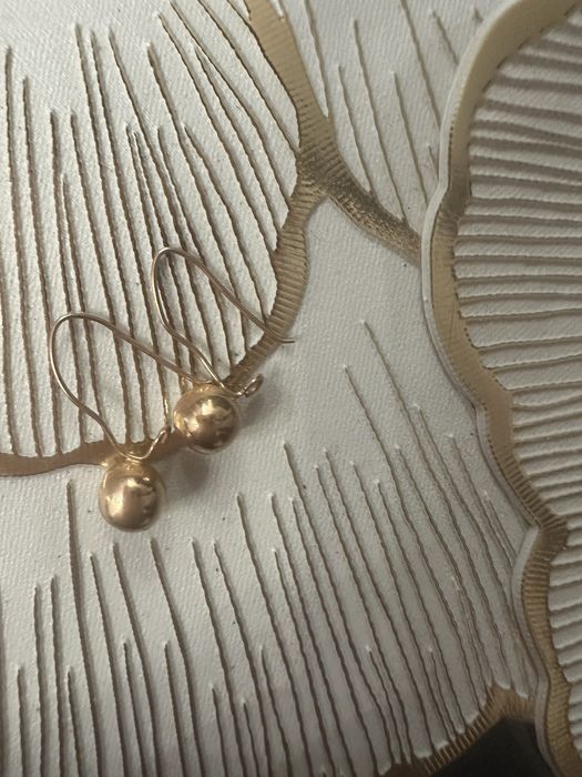 Продам детские золотые сережки