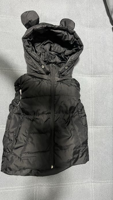 Продам жилетку детскую