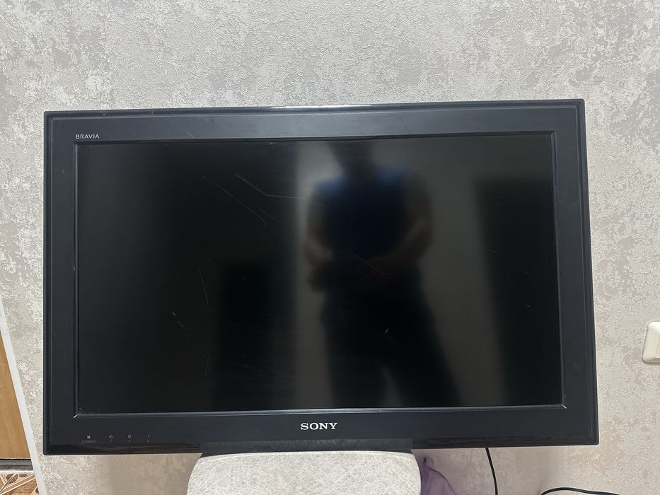 Телевизор Sony Bravia (80 см)
