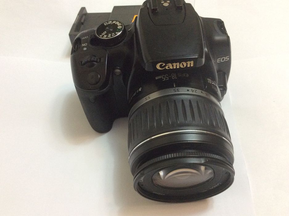 Canon EOS 400 D obiectiv 18:55