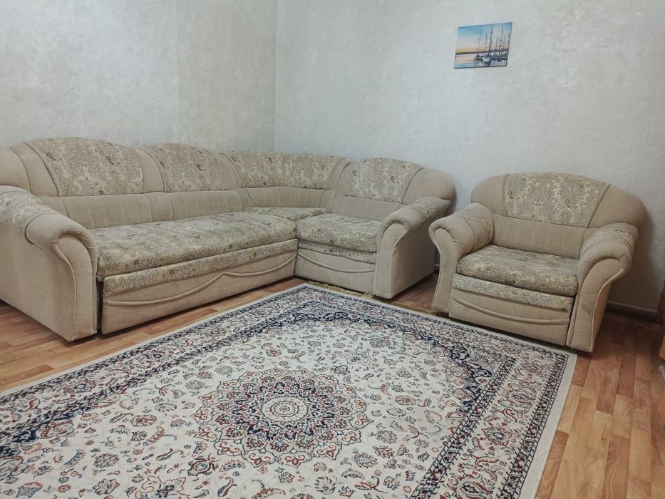 Сдам частный дом 3 комнаты в городе Валиханова пересечение Женис .