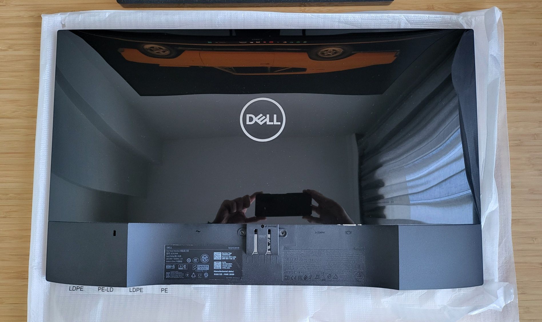 Монитор Dell 24"