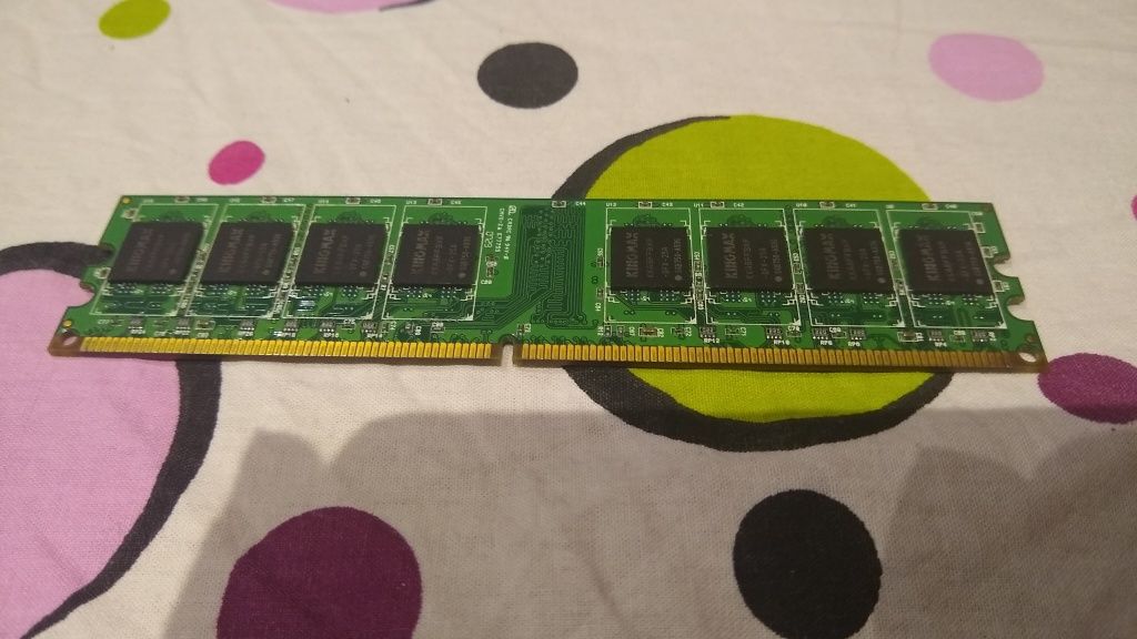 Memorie ram kingmax ddr2 1gb