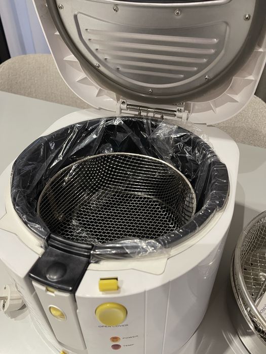 Нов фритюрник Domo