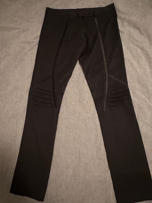 Дамски панталон от фина вълна