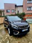 Peugeot 5008 PureTech-7 locuri