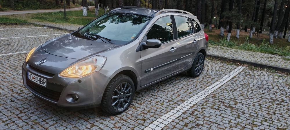 Vând Renault Clio Sport Tourer