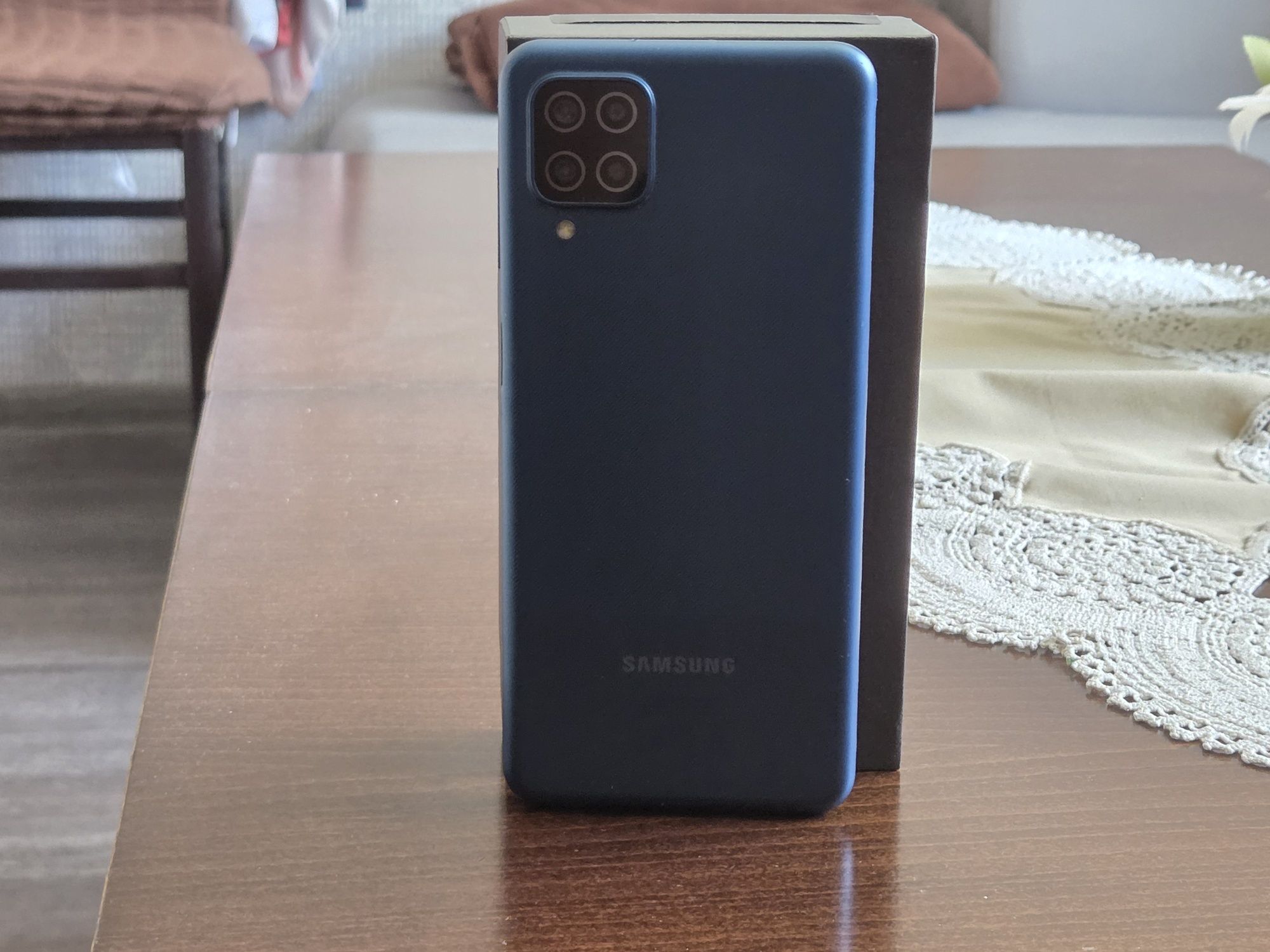 Продавам Samsung galaxy a12