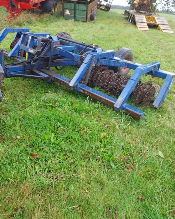 Tavalug 4,5 metri  pe roti