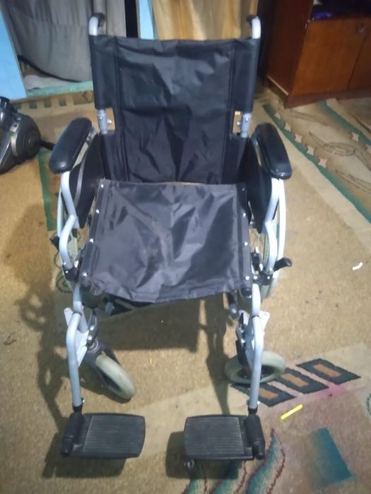 Продаётся каляска инвалидная
