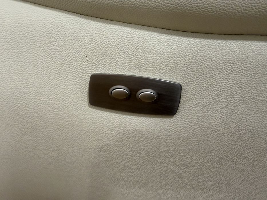 Canapea coltar cu recliner electric (piele naturala)