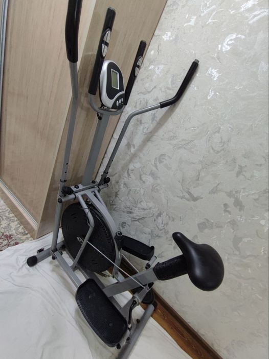 Велотренажёр для занятия спортом дома