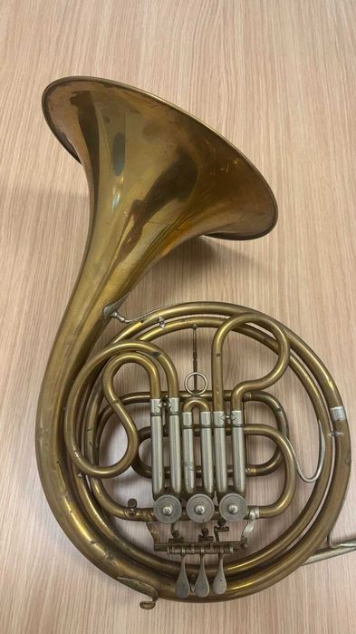 ВАЛДХОРНА за декор