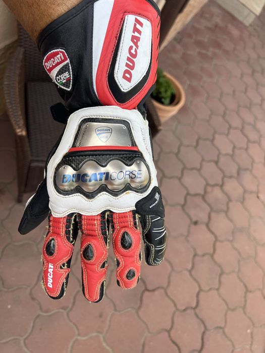 Casca Ducati + manusi ducati
