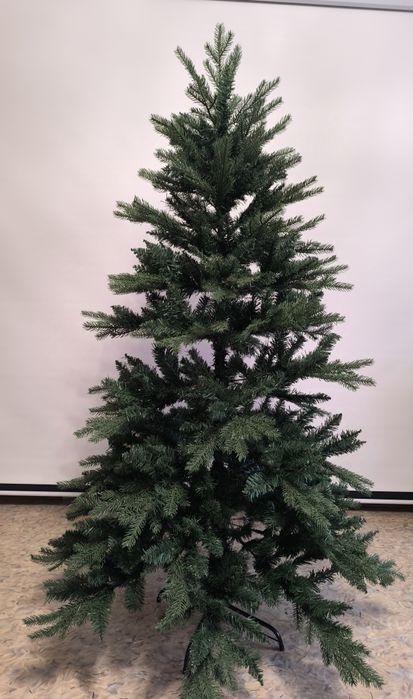 Ёлка искусственная новая