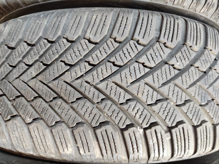 205/55/16 Continental