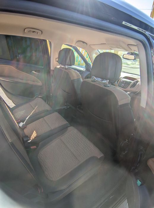 Opel Zafira 7 locuri