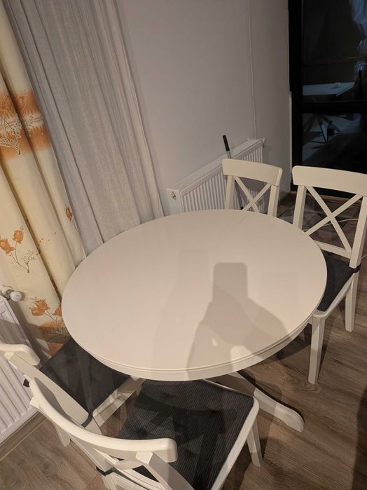 INGATORP / INGOLF
Masă + 4 scaune preț 1800 lei