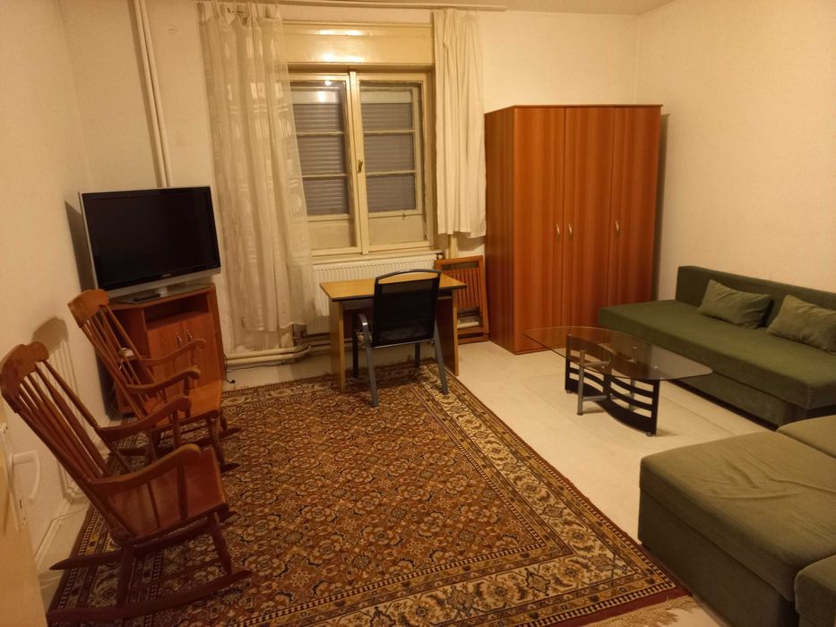 Inchiriez apartament 1 camera, central