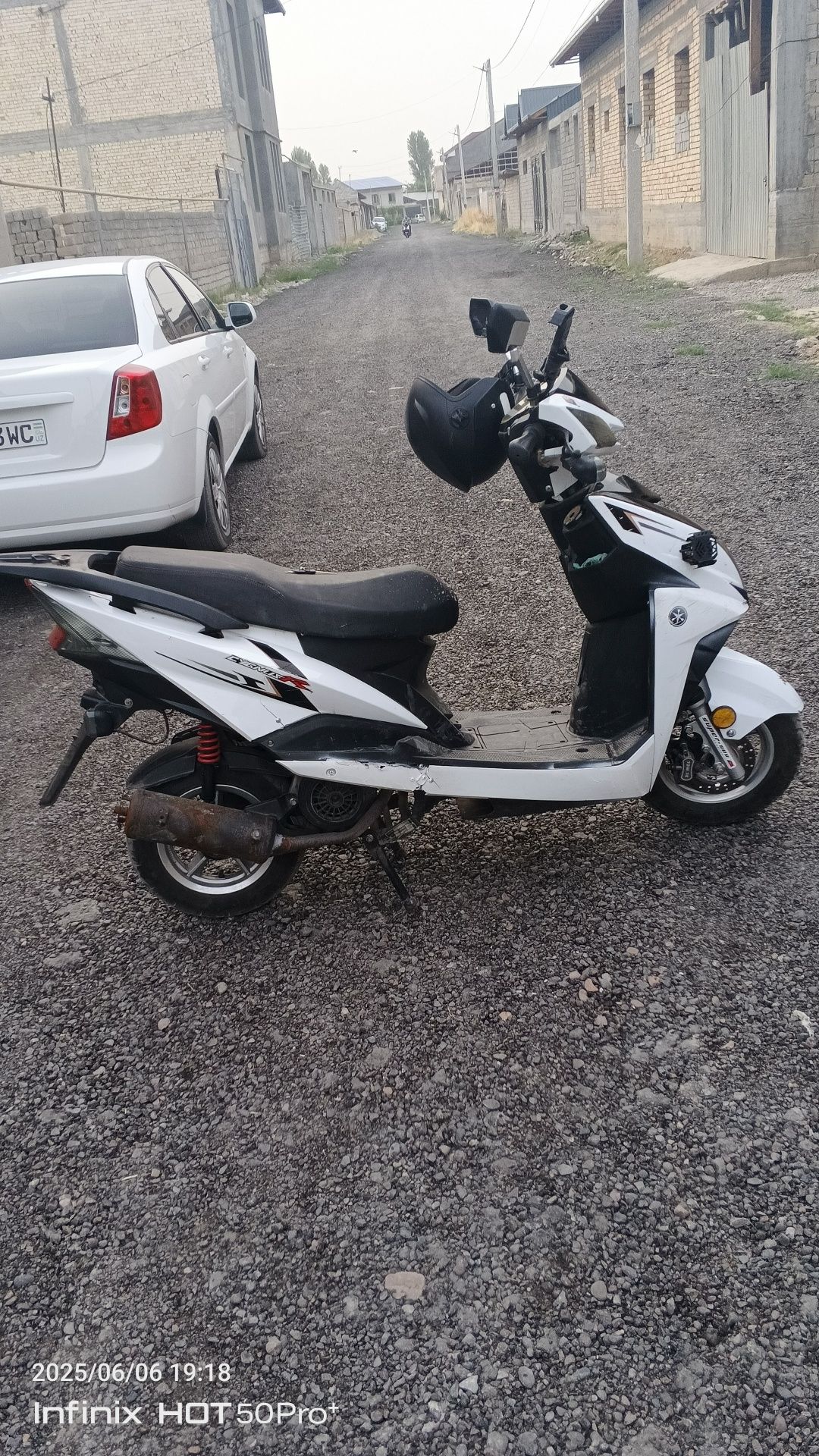 Skuter,yahwi sostayana